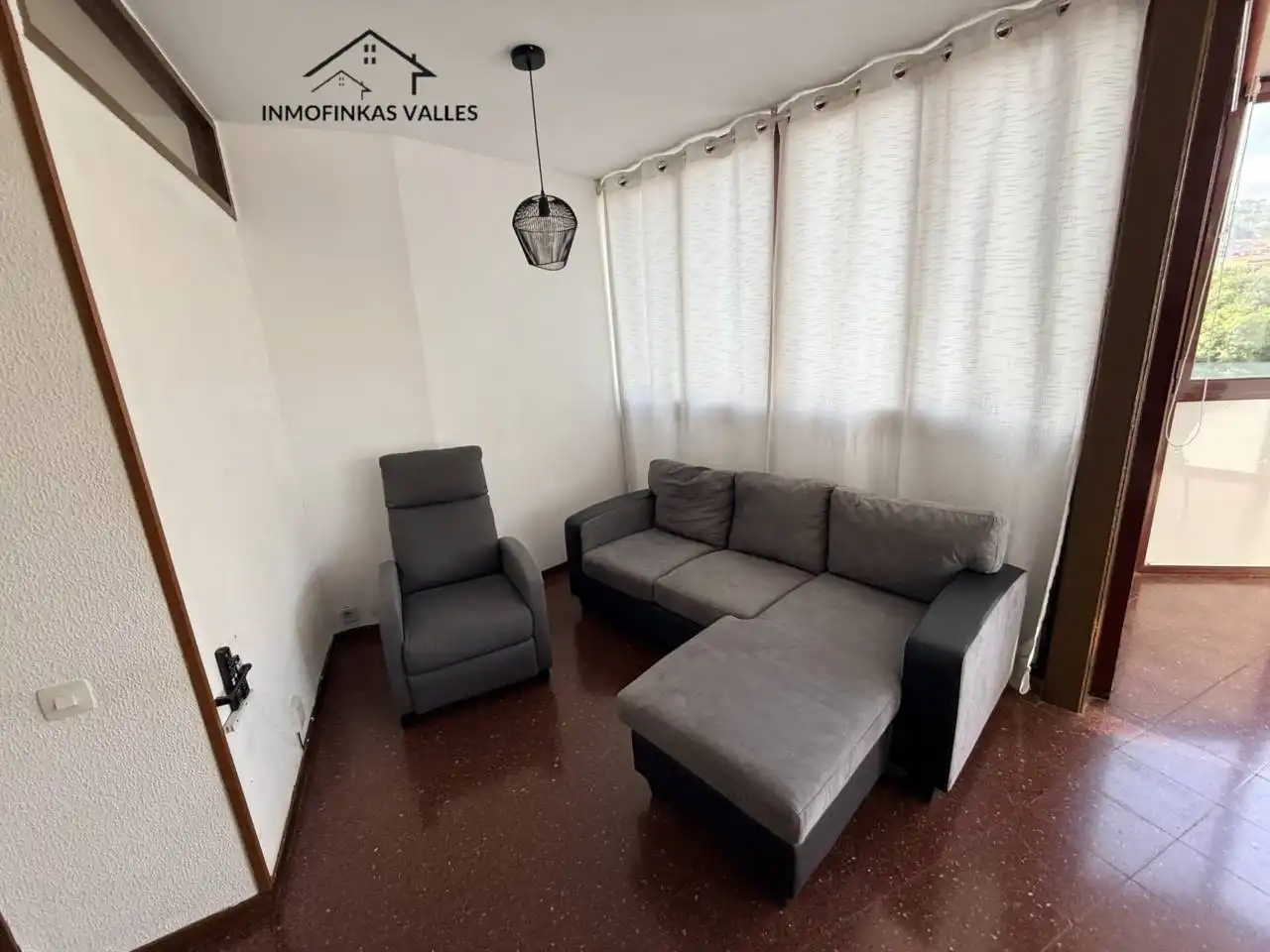 Living room of Flat for sale in Sant Andreu de la Barca, Barcelona