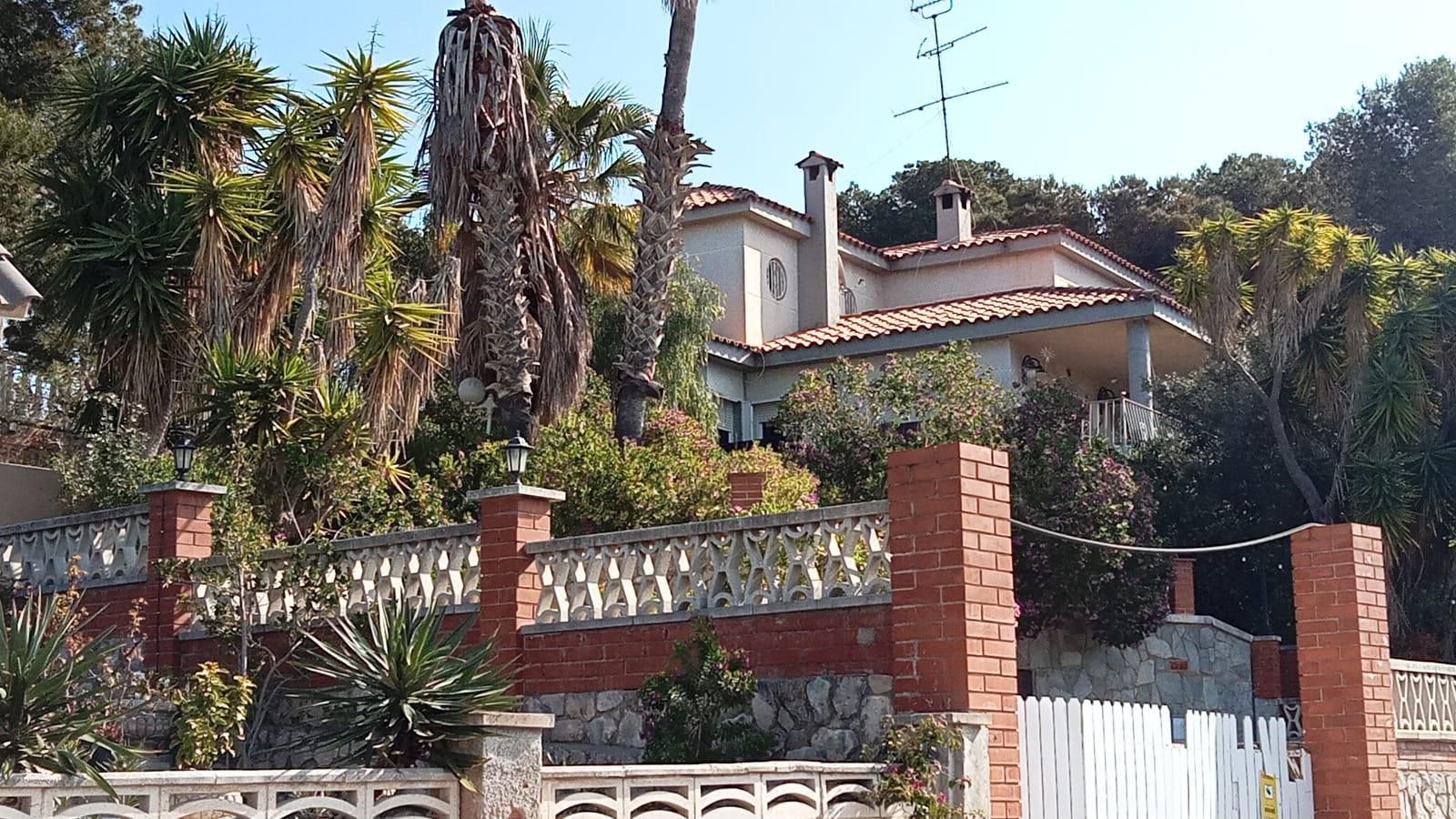 Exterior view of House or chalet for sale in Calafell  with Terrace