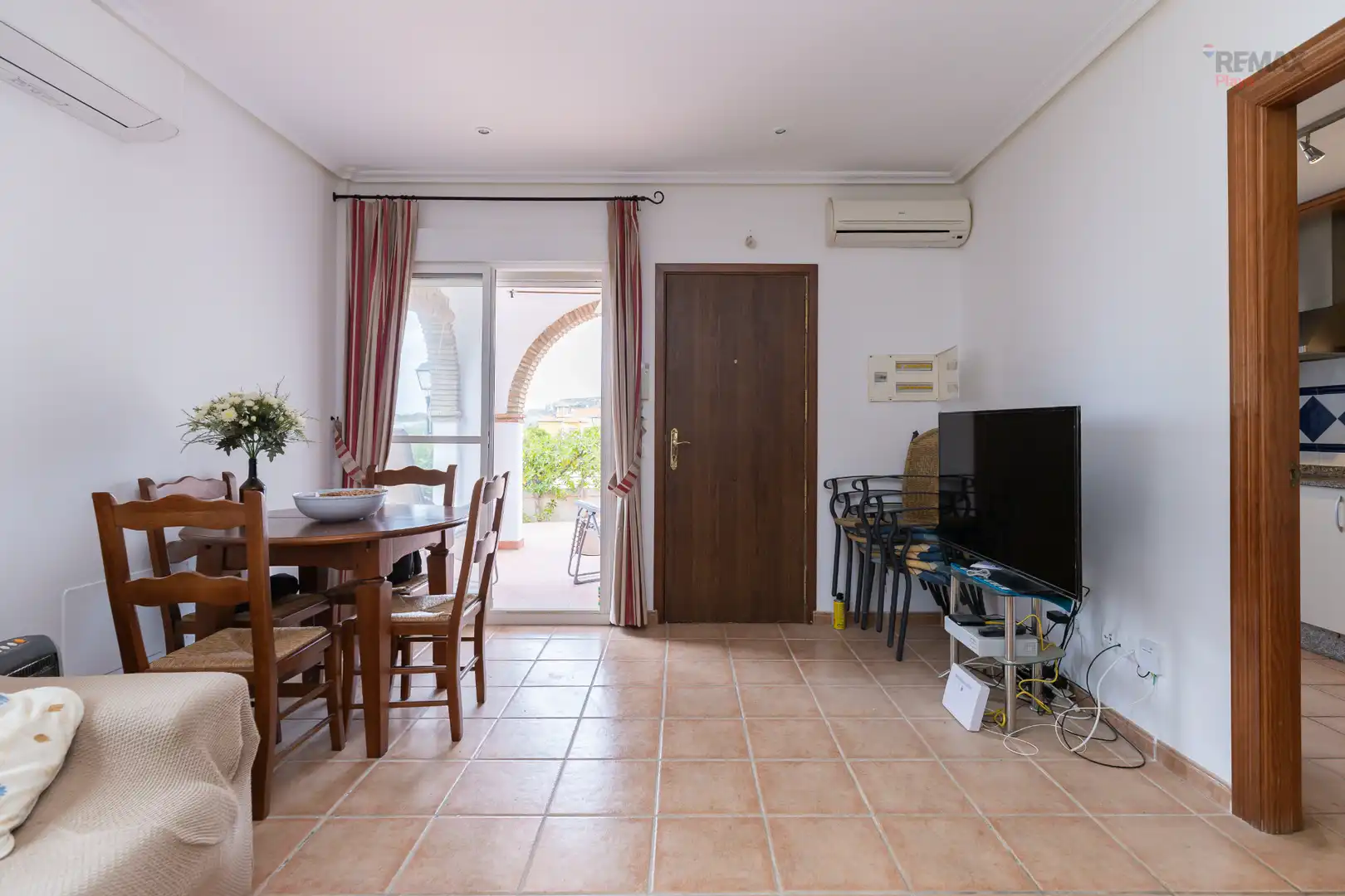 Terraced house with pool for sale in Avenida Cañada Julián 8, imagen 9