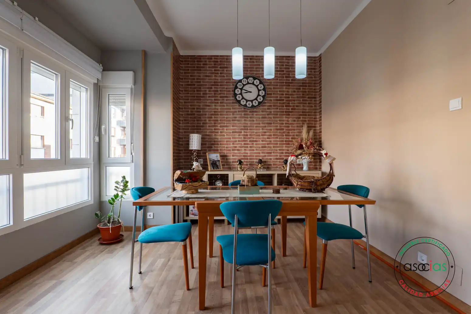 Comedor de Piso en venta en Mieres (Asturias) con Calefacción