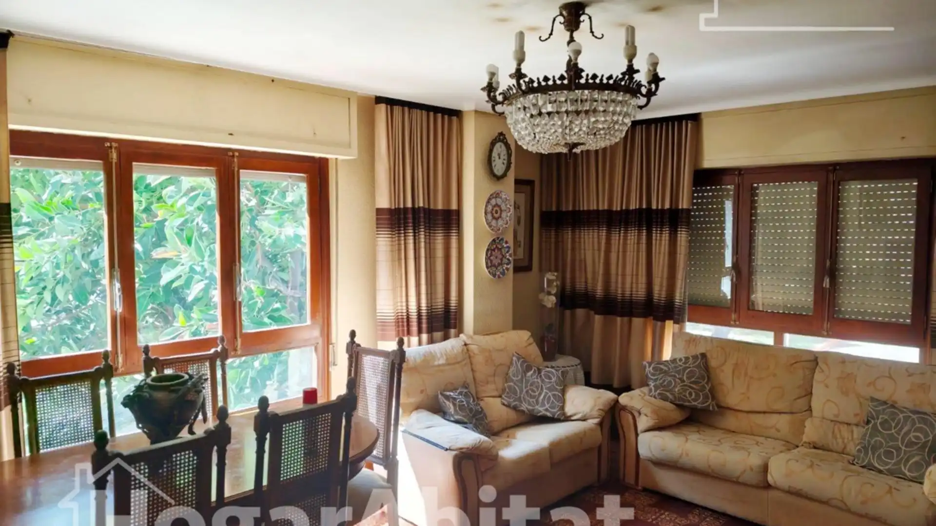 Habitación de Piso en venta en Castellón de la Plana / Castelló de la Plana con Jardín privado y Balcón