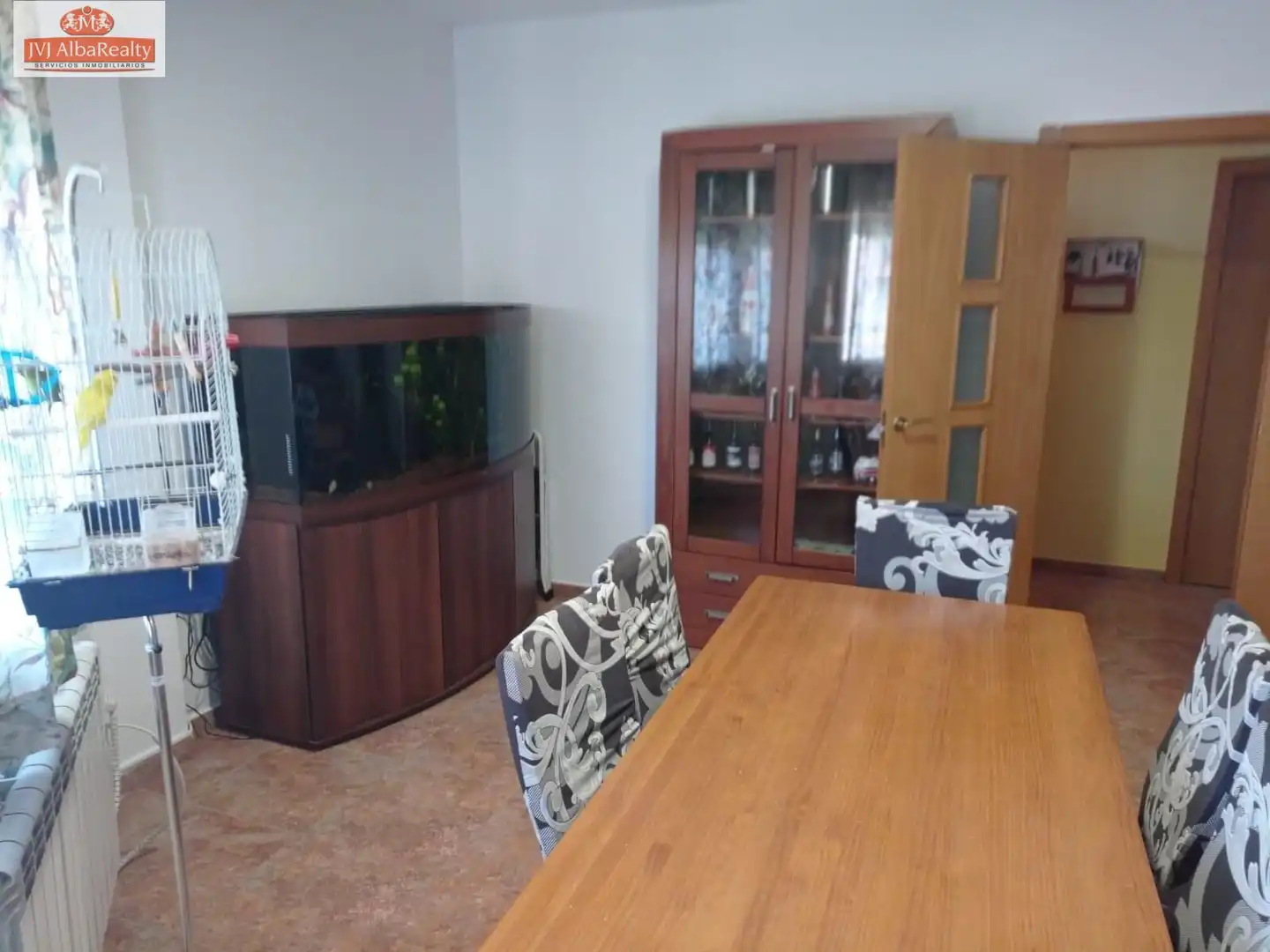 Menjador de Casa adosada en venda en Valdeganga amb Calefacció i Balcó