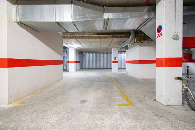 Garaje en Venta en Colores -  Entreparques