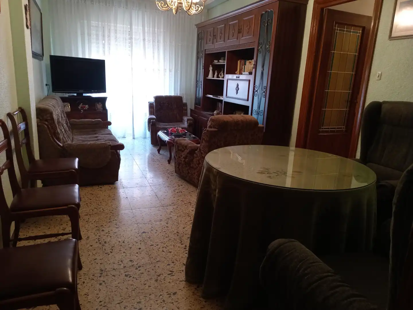 Living room of Flat for sale in Salamanca  with Heating, Furnished and Oven