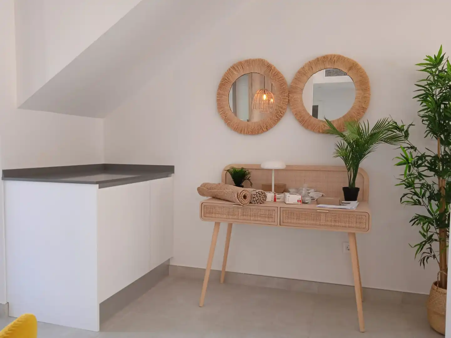 Dormitori de Apartament en venda en Orihuela amb Aire condicionat, Terrassa i Moblat