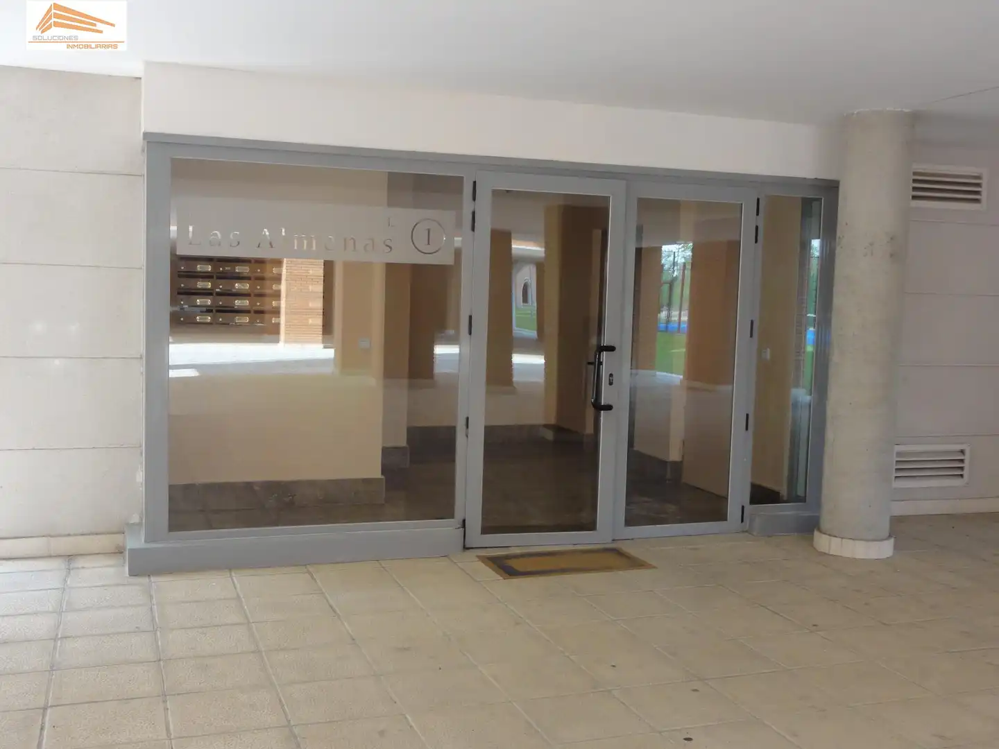 Wohnung zum Verkauf in Valladolid mit Heizung, Privatgarten und Abstellraum