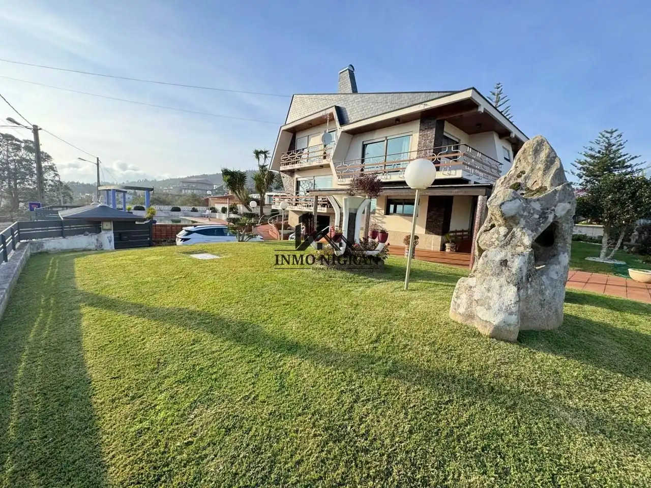 Exterior view of Houses for rent in Nigrán  with Heating, Private garden and Storage room