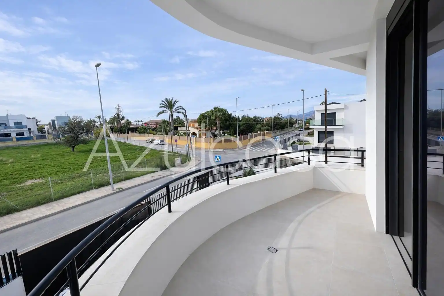 Vista exterior de Casa o xalet en venda en Sant Joan d'Alacant amb Aire condicionat, Calefacció i Terrassa