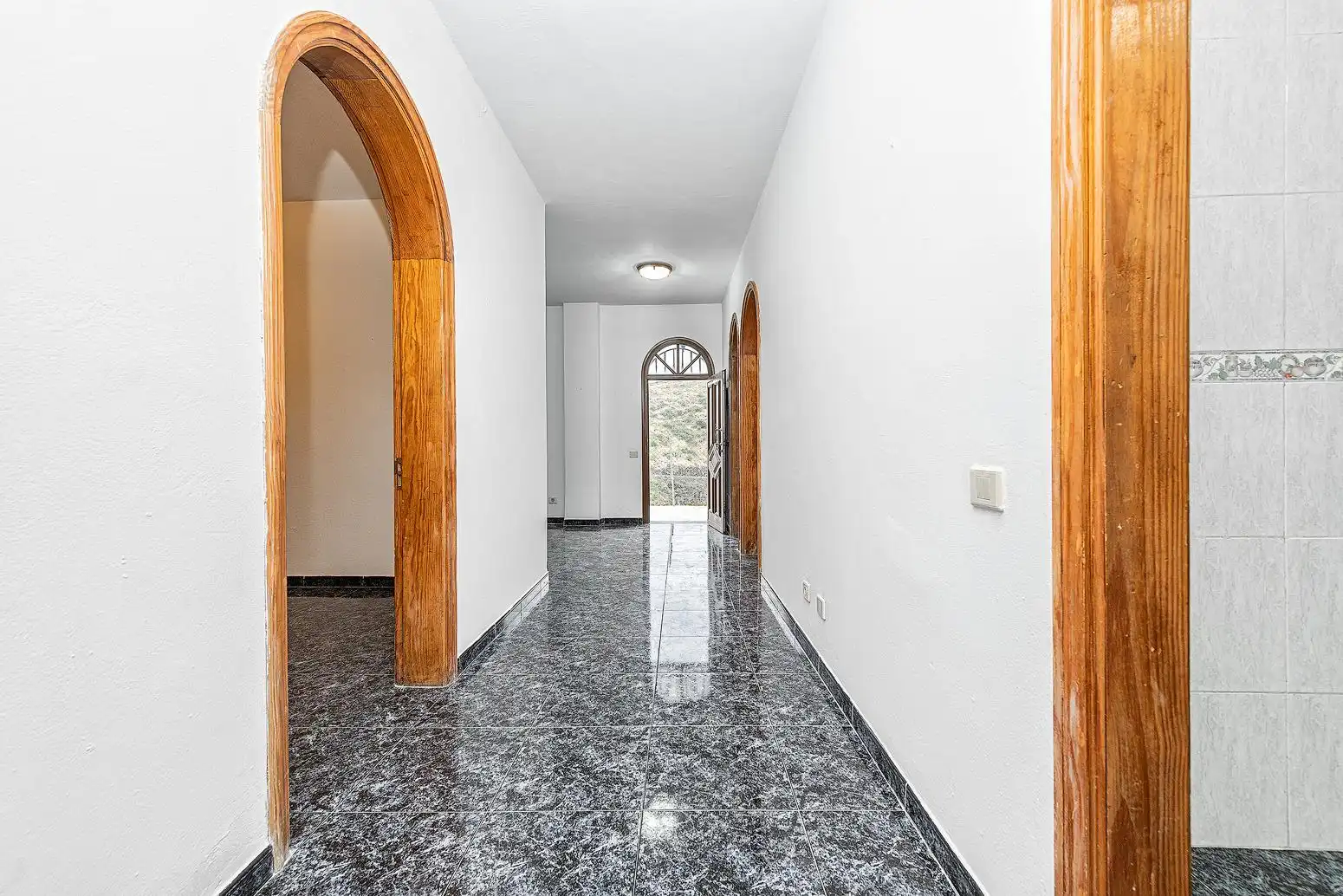 Houses for sale in Ingenio  with Air Conditioner, Heating and Private garden