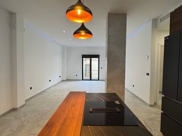 Appartamento con ascensore in vendita a Centro