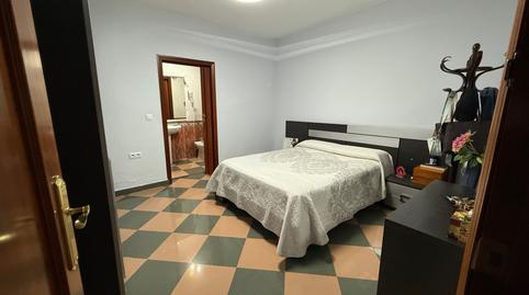 Foto 5 de Casa adosada en venda a Calle Torrelodones, Torreblanca, Sevilla