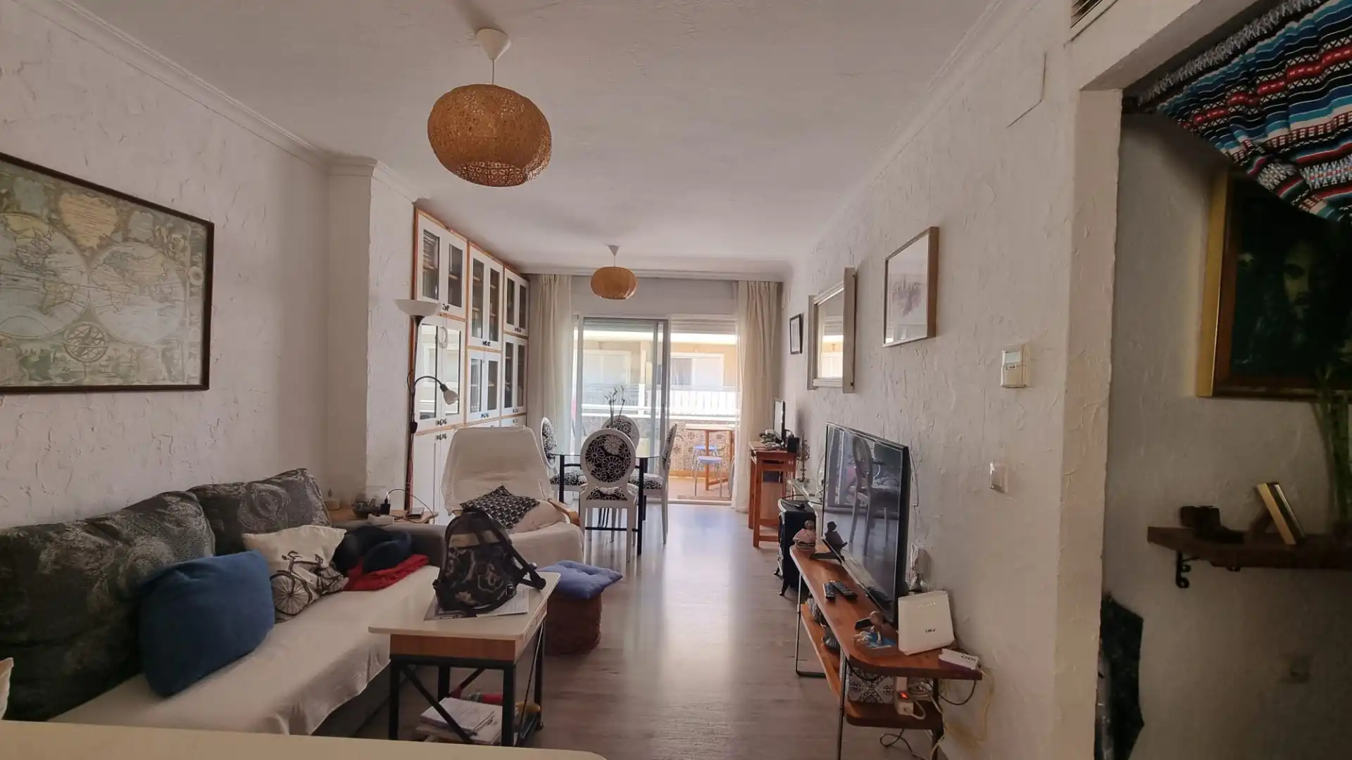 Sala d'estar de Apartament en venda en Roquetas de Mar amb Aire condicionat, Parquet i Terrassa