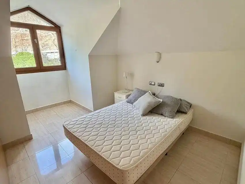 Bedroom of Attic for sale in Benalmádena  with Air Conditioner, Private garden and Terrace