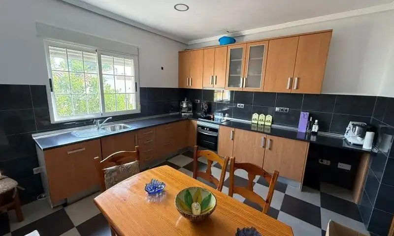 Villa zum Verkauf in Calle  Almendro, imagen 34