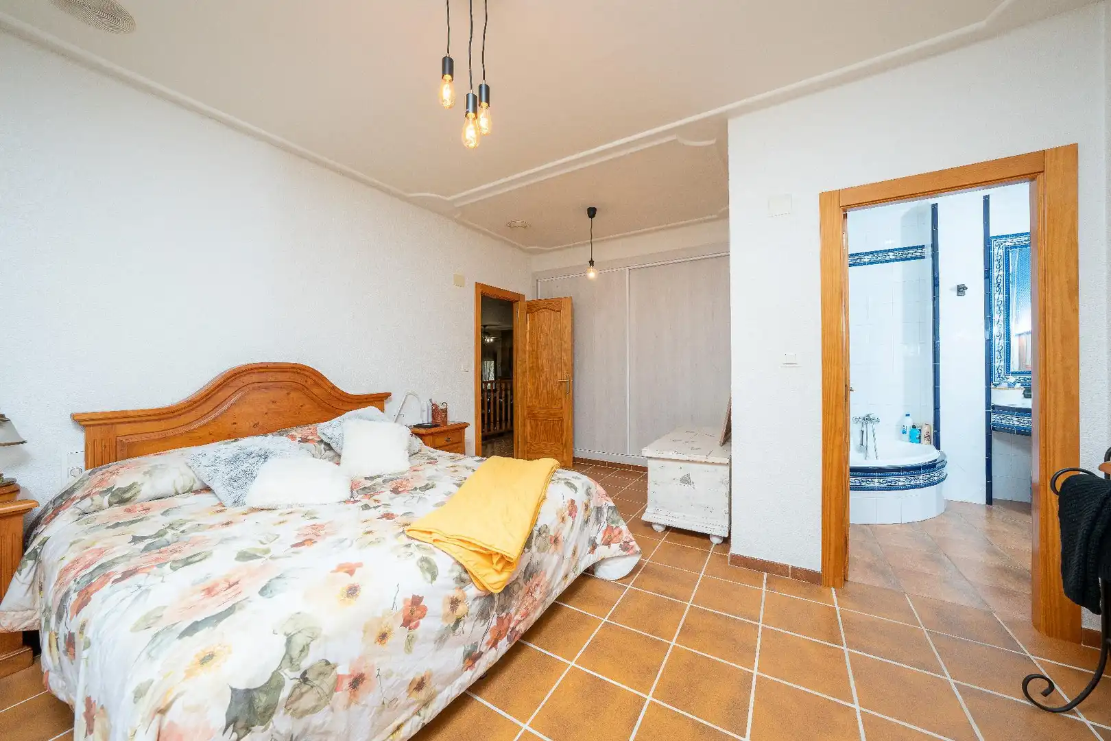 Habitación de Casa o chalet en venta en Novelda con Aire acondicionado, Calefacción y Jardín privado