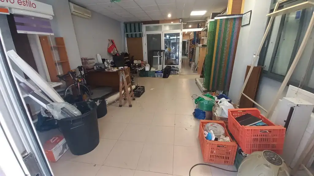 Business premises for sale in Carrer Francesc Oliver Batlle, imagen 6