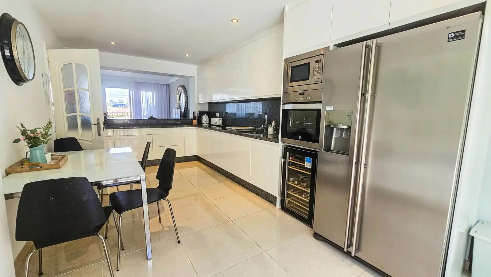 Cocina de Casa adosada en venta en Manilva con Aire acondicionado, Piscina y Amueblado