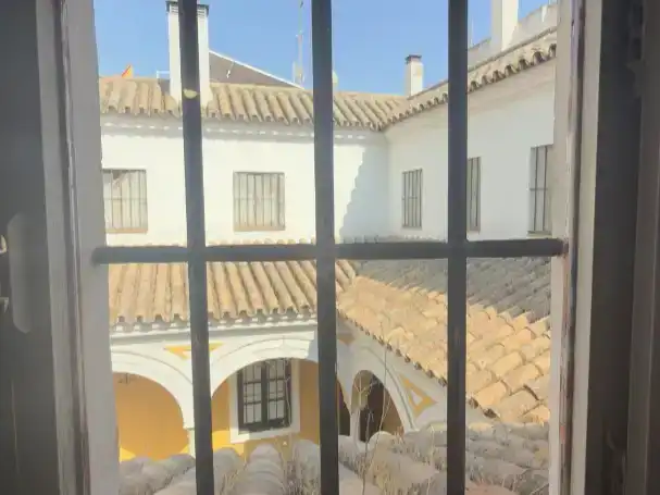 Vista exterior de Pis en venda en  Sevilla Capital amb Aire condicionat i Balcó