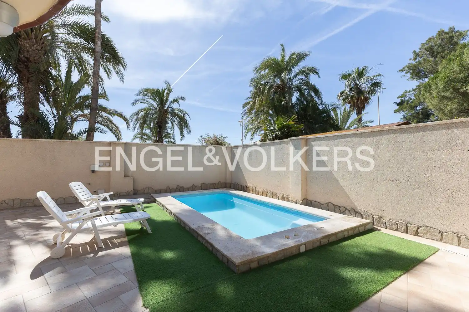 Piscina de Casa o chalet de alquiler en La Pobla de Farnals con Aire acondicionado, Calefacción y Jardín privado