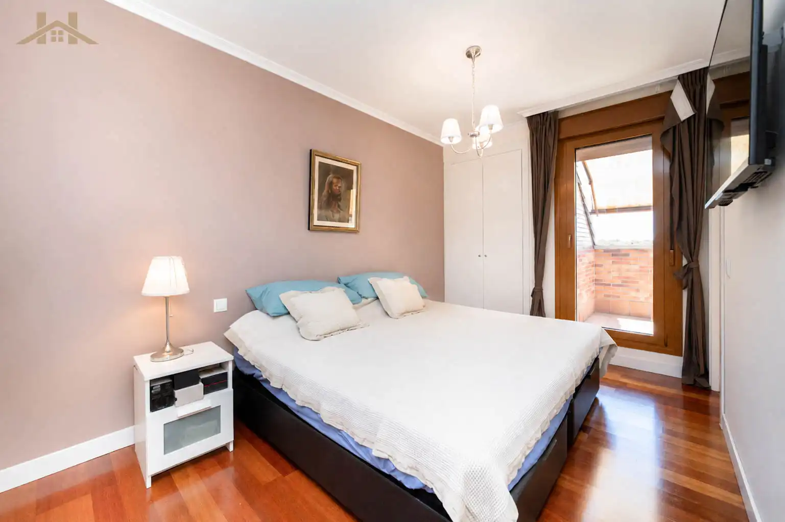 Bedroom of Attic for sale in Boadilla del Monte  with Air Conditioner, Heating and Private garden