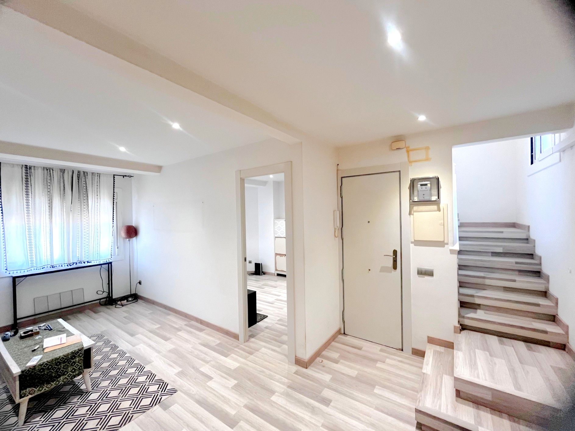 Attic for sale in El Prat de Llobregat  with Air Conditioner, Parquet flooring and Terrace