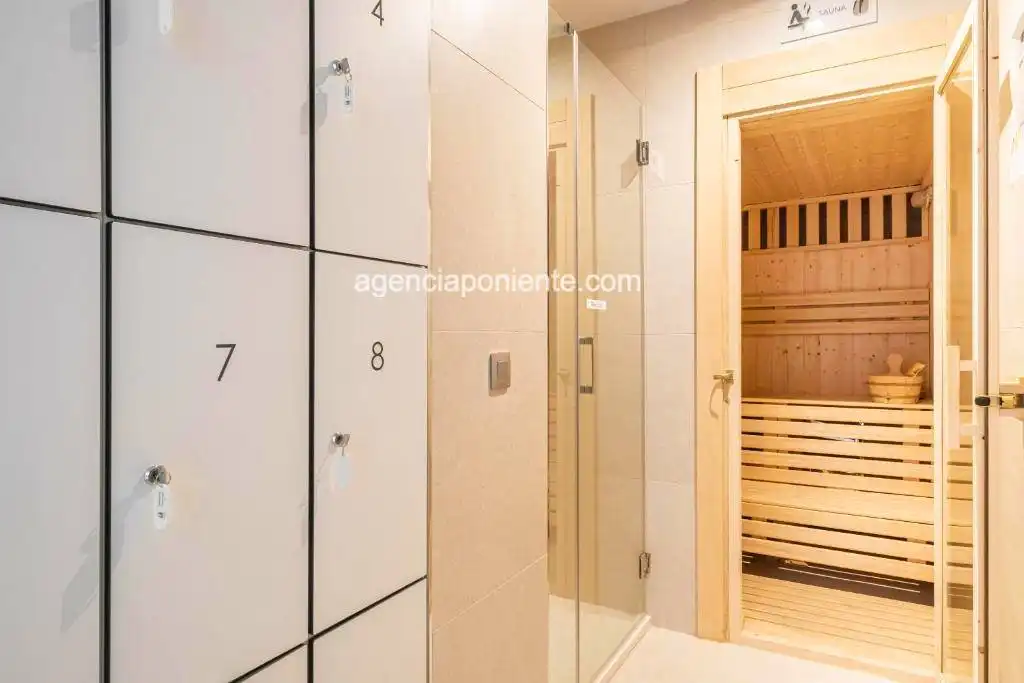 Bathroom of Flat for rent in Benidorm  with Air Conditioner, Terrace and Furnished
