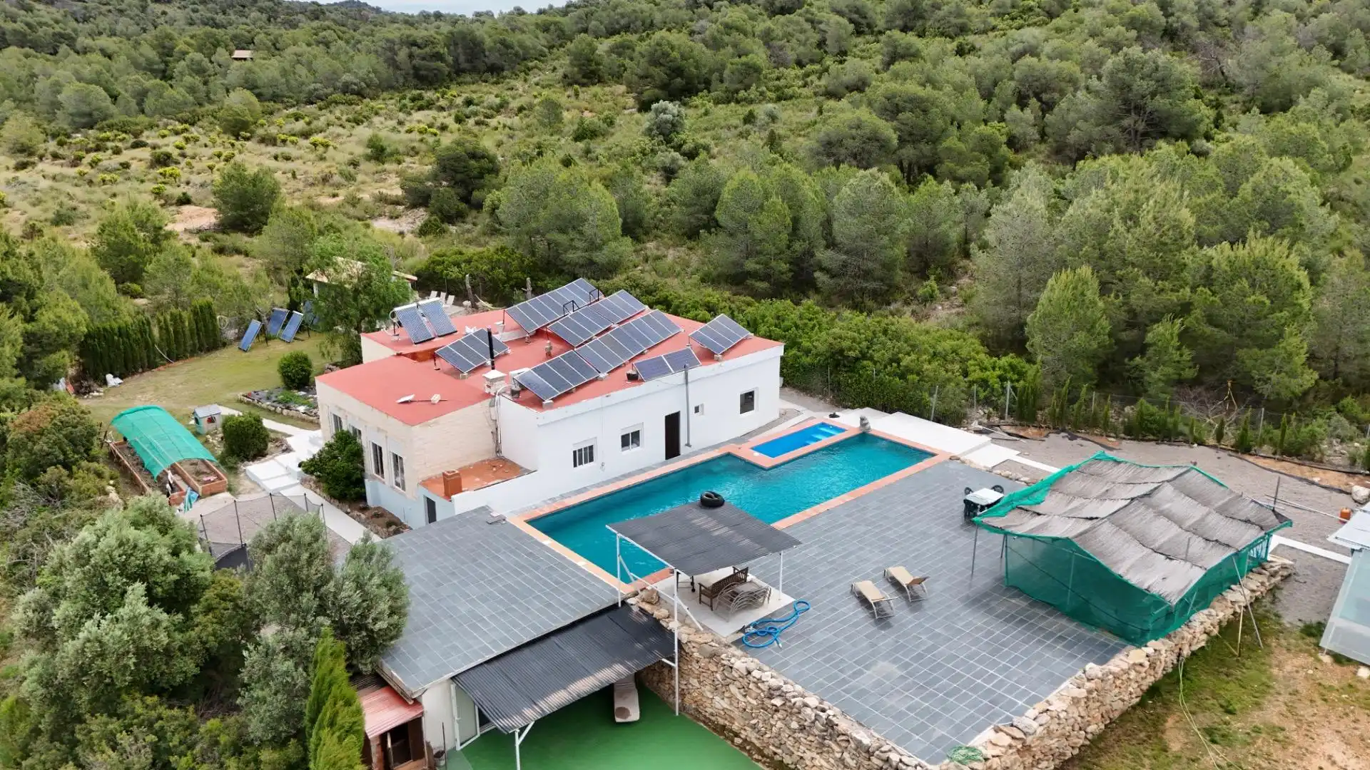 Piscina de Casa o chalet en venta en Llíria con Aire acondicionado, Calefacción y Jardín privado