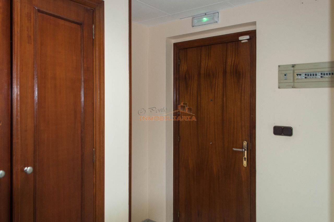 Office to rent in Ferrol  with Heating