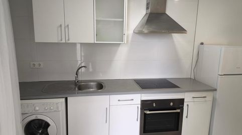 Foto 2 de Piso de alquiler en Campo Feria, Carballo, A Coruña