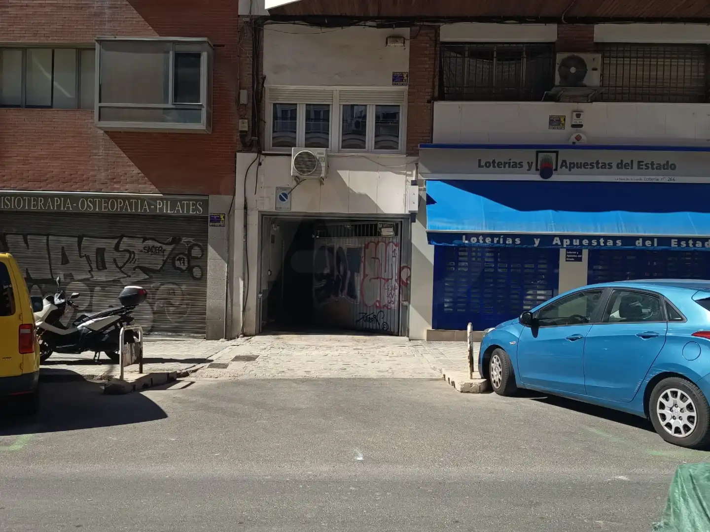 Garage for sale in Madrid