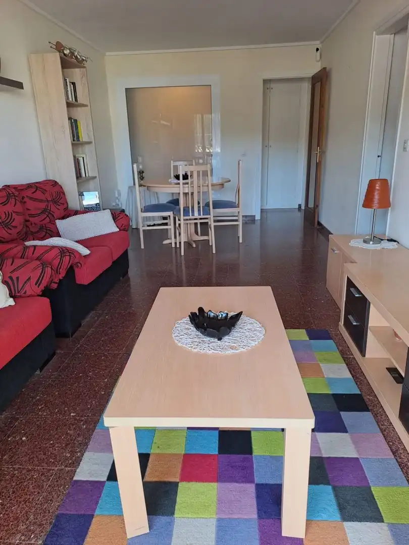 Sala de estar de Piso de alquiler en L'Escala con Terraza