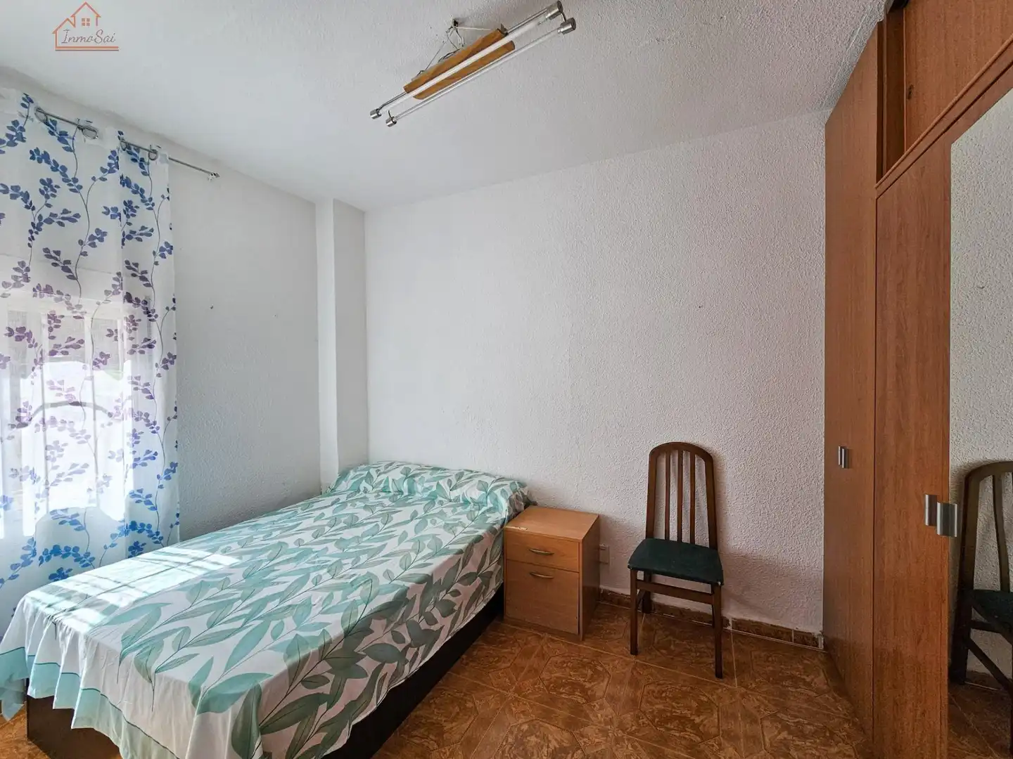 Habitación de Piso en venta en Madrid con Calefacción