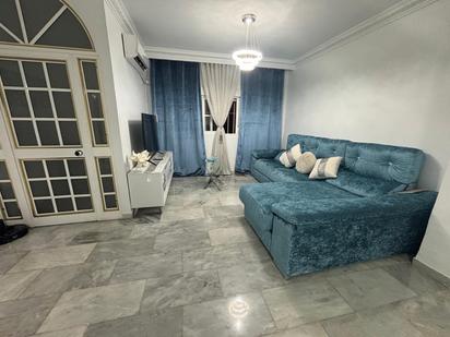 Living room of Single-family semi-detached for sale in  Sevilla Capital  with Terrace and Balcony