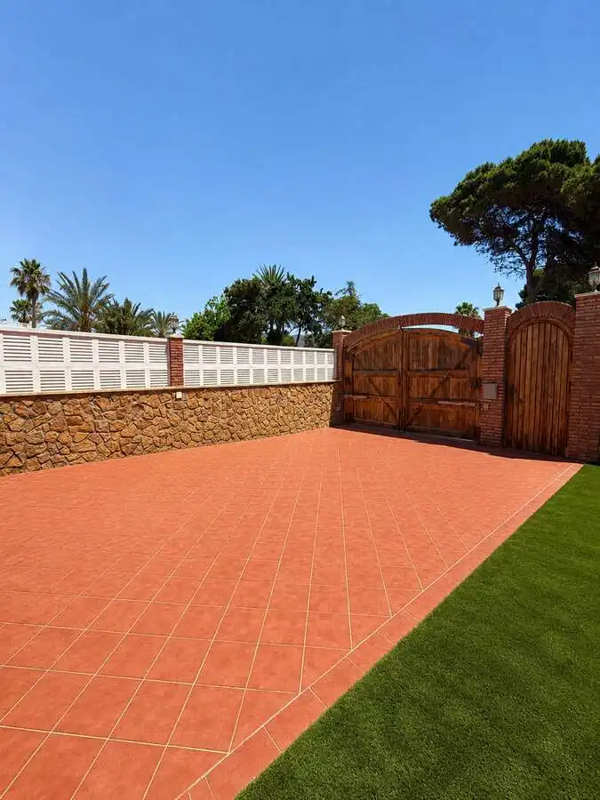 Jardín de Casa o chalet de alquiler en Roquetas de Mar con Jardín privado, Piscina y Amueblado