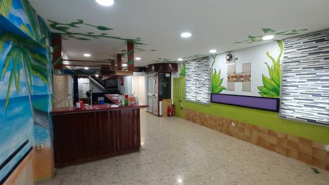 Local comercial en Alquiler en Sant Pere Nord