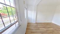 Bedroom of Flat to rent in  Madrid Capital  with Oven and Pets allowed