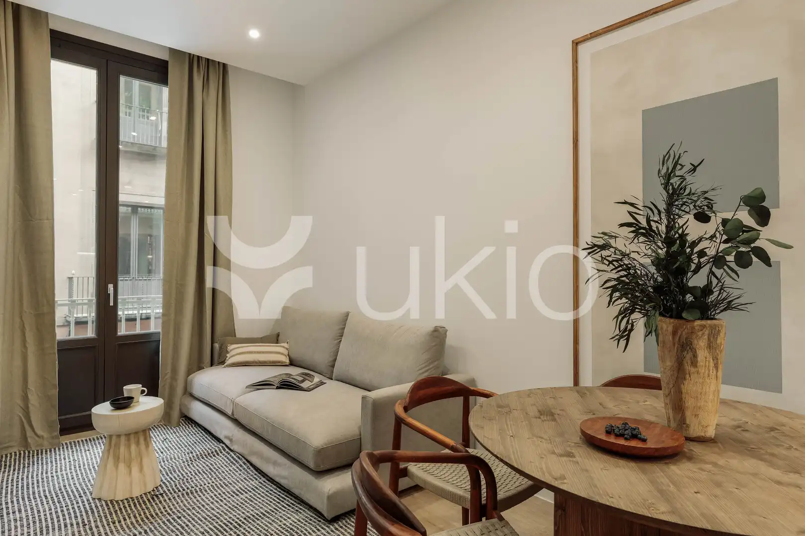 Apartamento con terraza en alquiler en Carrer de les Jonqueres, imagen 5