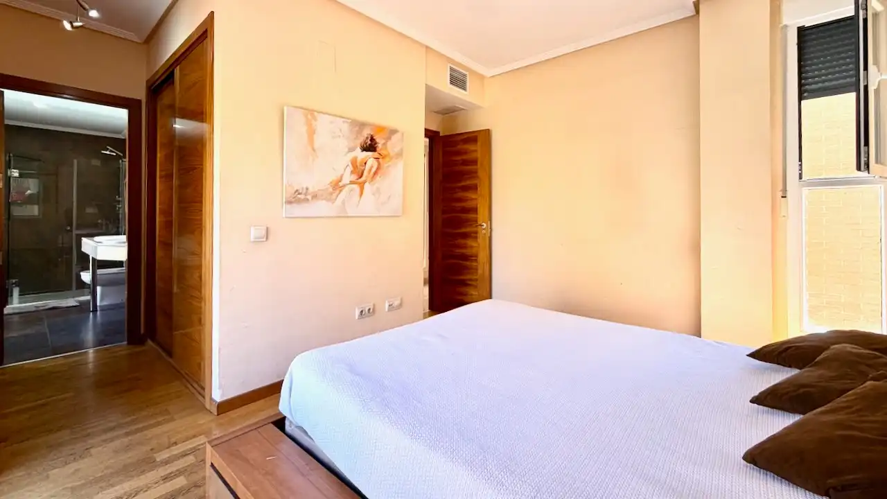 Habitación de Casa o chalet en venta en Paracuellos de Jarama con Aire acondicionado, Calefacción y Jardín privado