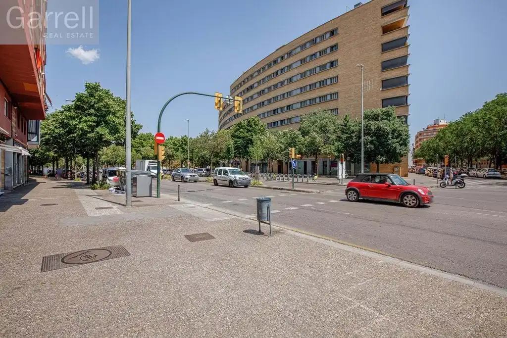 Vista exterior de Residencial en venda en Girona