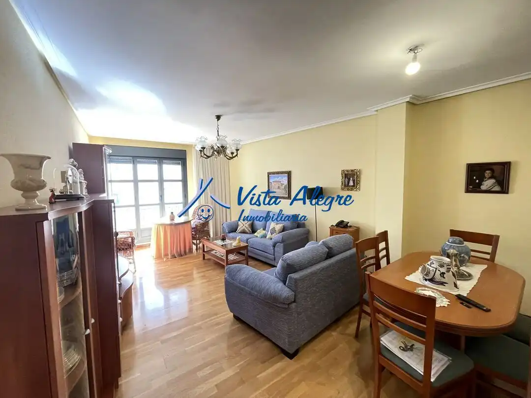 Living room of Flat for sale in Haro  with Air Conditioner, Heating and Parquet flooring