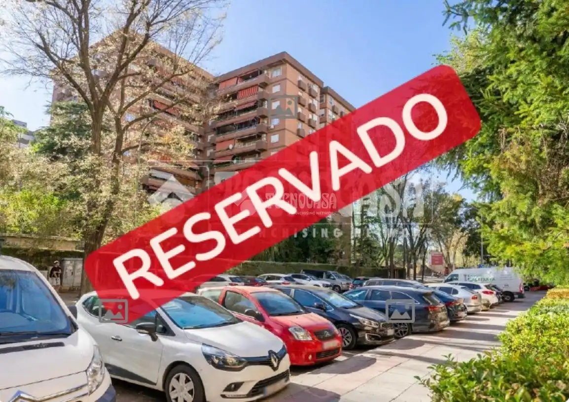 Pis amb ascensor en venda a Valleaguado - La Cañada