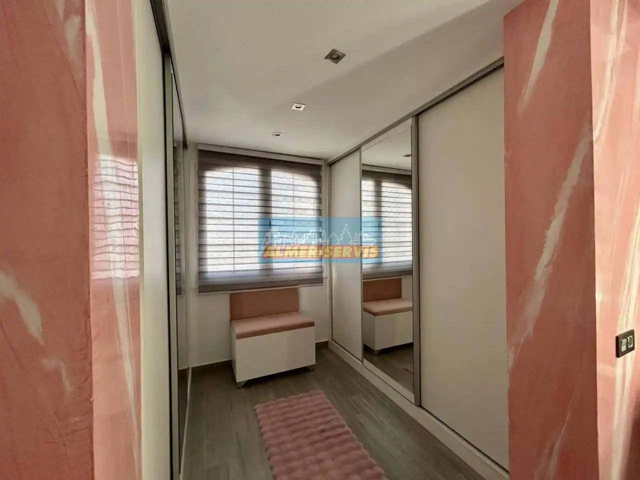Dormitori de Casa o xalet en venda en Roquetas de Mar amb Aire condicionat i Terrassa