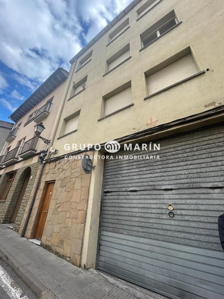 Exterior view of Garage for sale in L'Esquirol