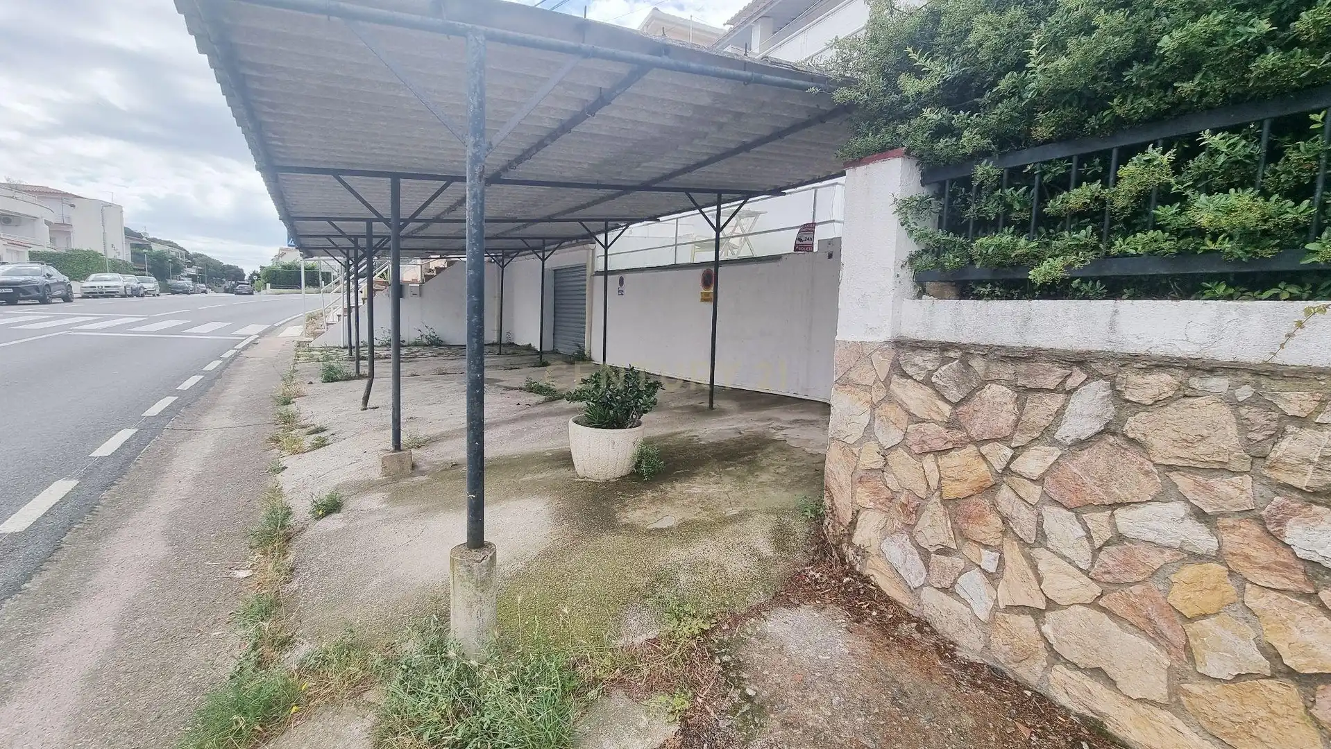 Parking of Apartments for sale in Llançà  with Storage room, Washing machine and Microwave