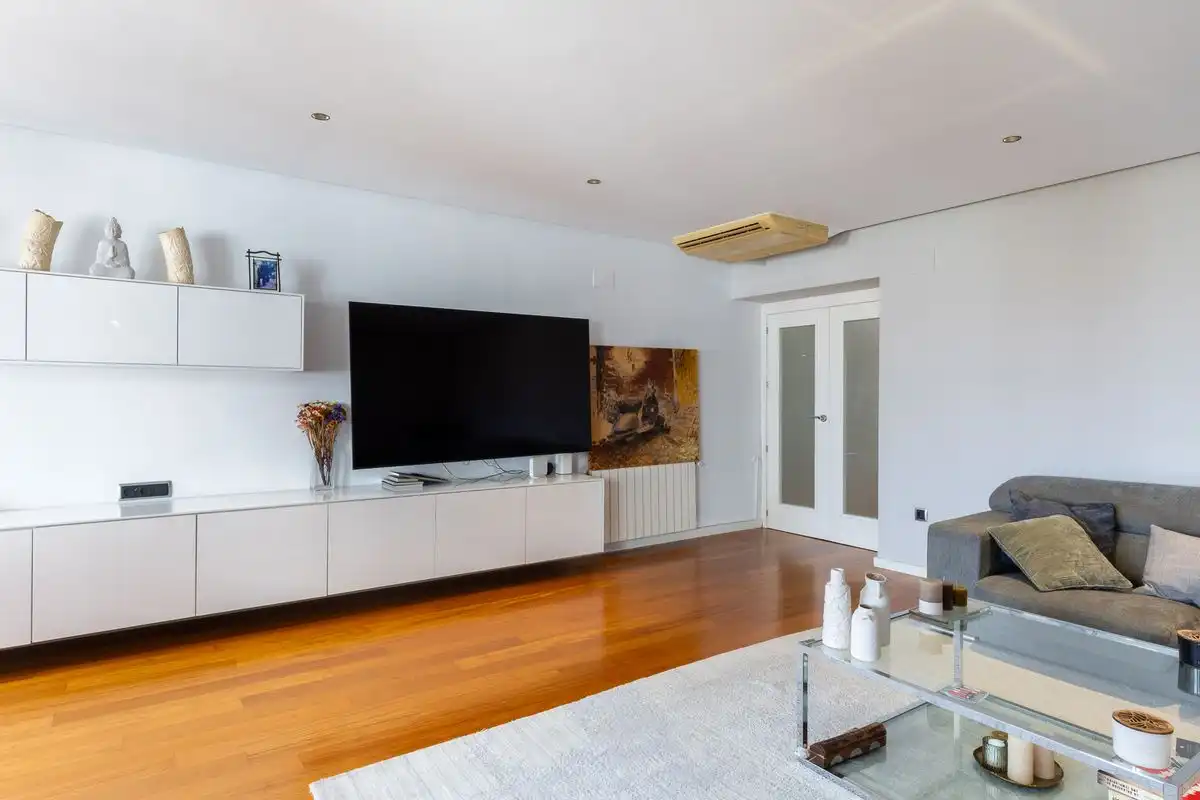 Flat with lift for sale in Carrer de Ramón Gordillo, imagen 7