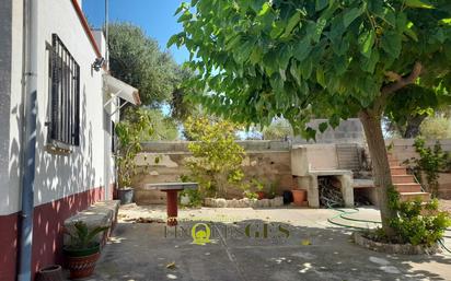 Vista exterior de Finca rústica en venda en Valls amb Piscina