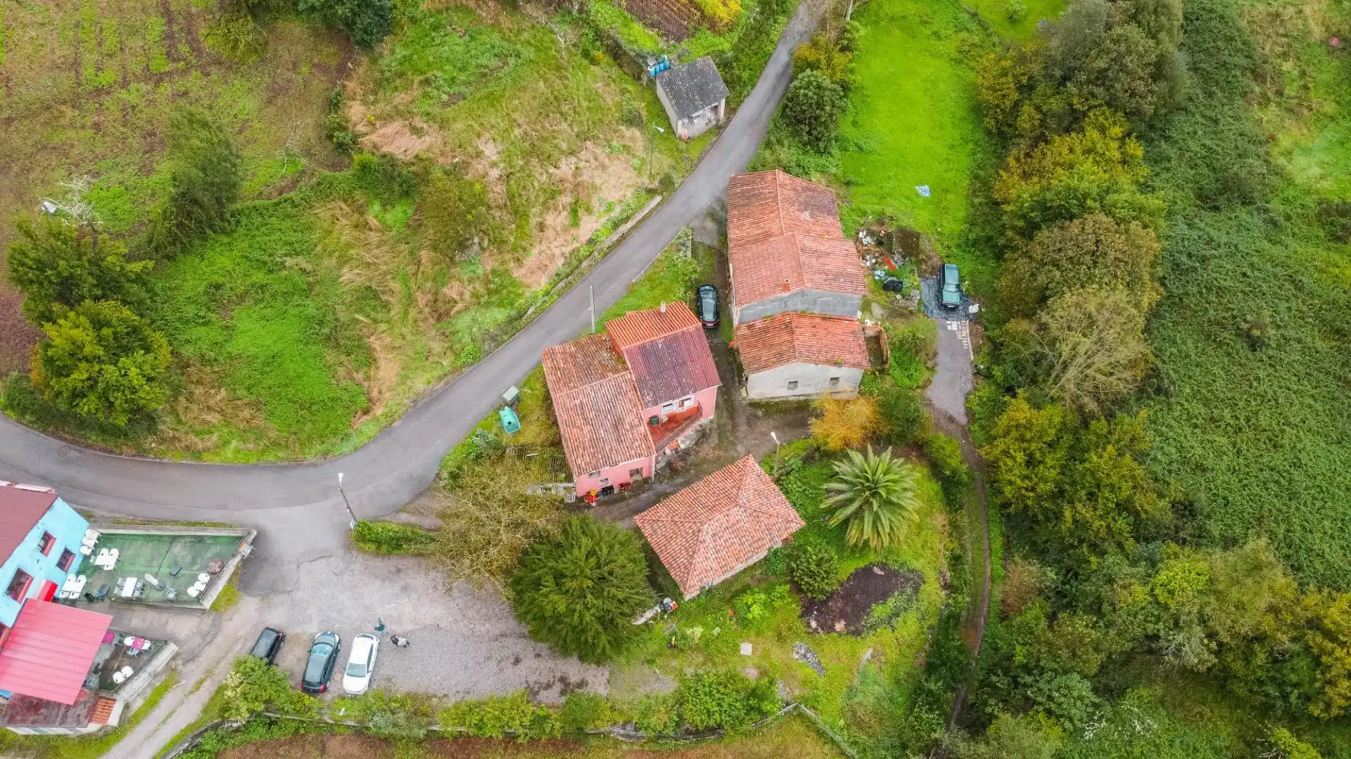 Vista exterior de Casa o xalet en venda en Siero amb Calefacció, Jardí privat i Terrassa