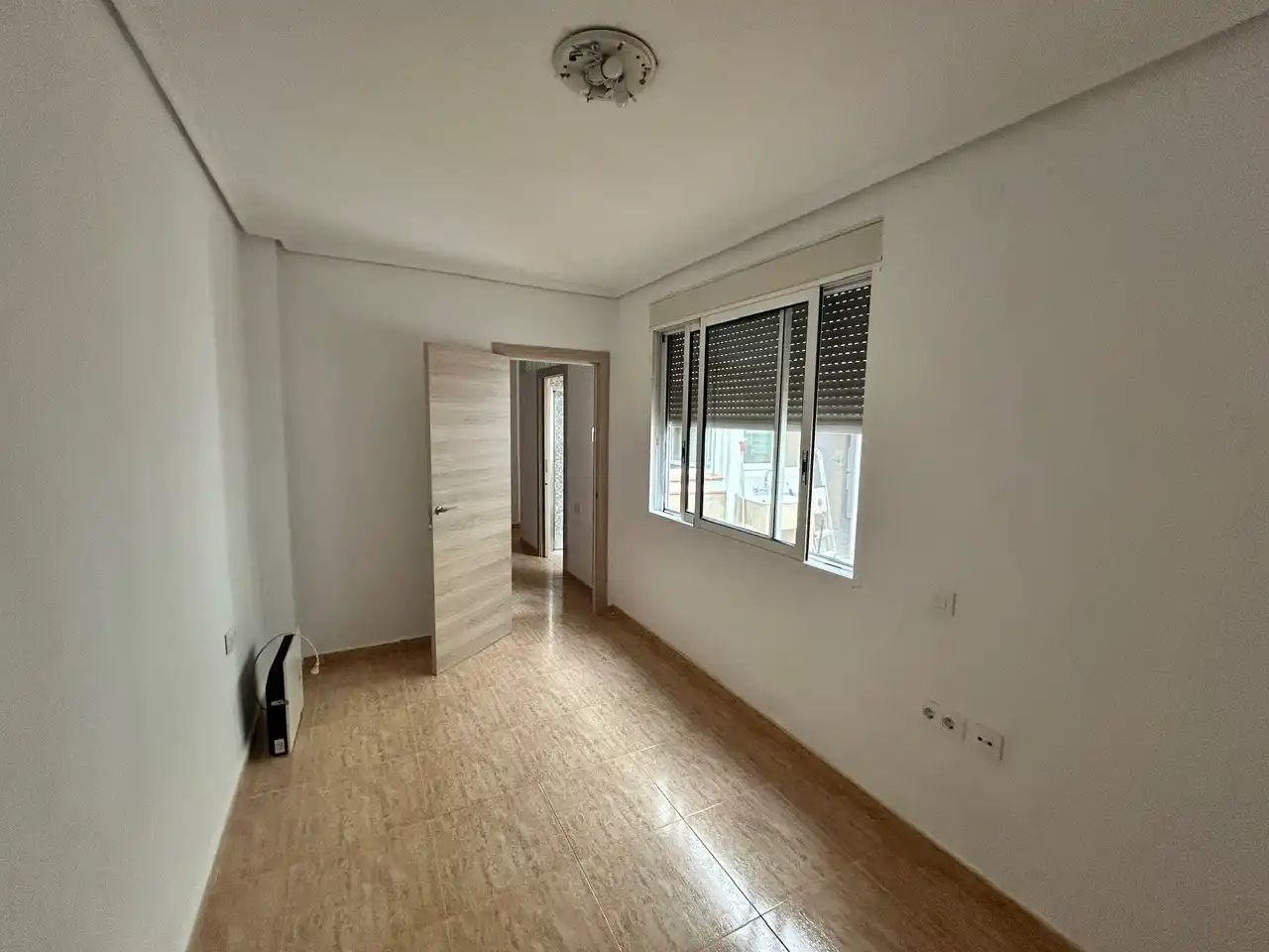 Habitación de Piso de alquiler en Alaquàs con Horno, Balcón y Alarma