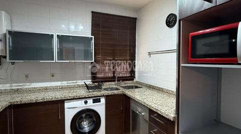 Foto 4 de Piso de alquiler en El Junquillo - Vistalegre, Sevilla