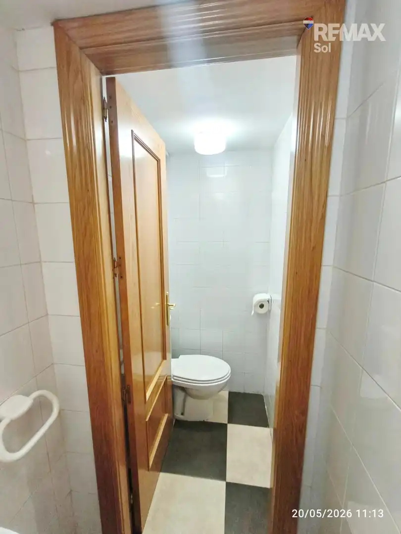 Badezimmer von Geschaftsraum zum Verkauf in Móstoles mit Klimaanlage
